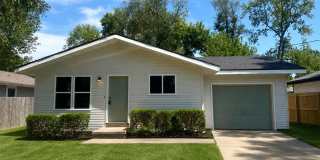 Spacious 3-Bedroom Home with Garage & Fenced Yard! Spacious 3-Bedroom Home with Garage & Fenced Yard! Gallery 1
