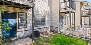 River Crossing ATX - Townhome - 2bd/2.5ba - W/D - Close to Downtown - $1395 Gallery 19
