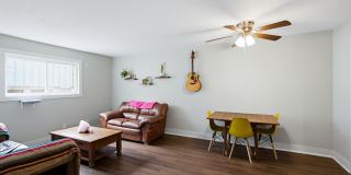2 Bed 1 Bath Condo by UT and CapMetro Stop Gallery 6