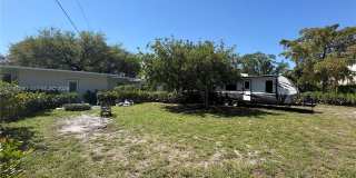 311 SW 11th Ct Gallery 7