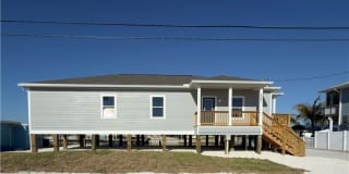 2381 Oleander Street Gallery 1