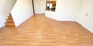 Spacious 3-Bedroom Townhome with Community Pool Gallery 4