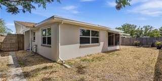 7608 SUE ELLEN Drive Gallery 31