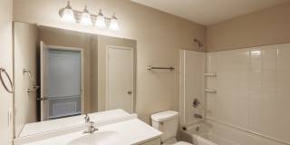 229 Craddock Ave. Gallery 8