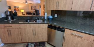 Fully furnished 1 bedroom condo and office - Short Term Rental! Gallery 7