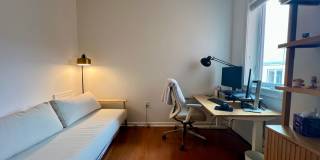 Gorgeous 2-Bed/2-Bath Condo in the Heart of Old City! Available August 1st! Gallery 33