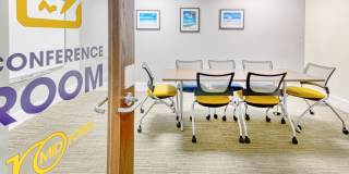 100 Midtown Gallery 26