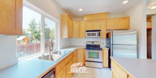 Spacious home in a fantastic Tumwater neighborhood! Gallery 12