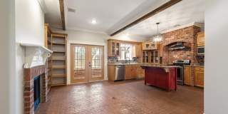 300 Oak Hollow Drive Gallery 13