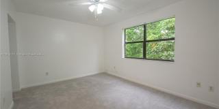 820 N Franklin Ave Gallery 11