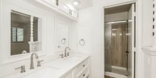 5 BR/2.5BA | Sprawling Single Family Home | 2-Car Garage | Huge backyard! Gallery 28