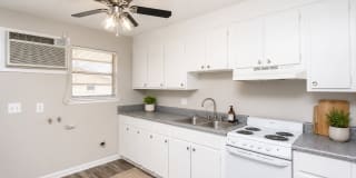 Oakview Apartments Gallery 4