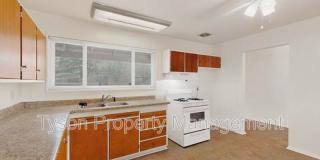 3503 Montclaire NE Gallery 8