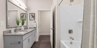 Patrick's Pointe Gallery 14