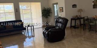 513 Live Oak Ln Gallery 2