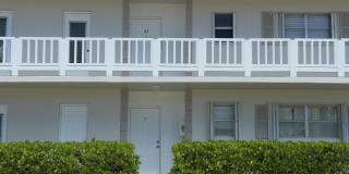 560 SE 2nd Avenue Gallery 1