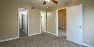 Silverado Apartments Gallery 18