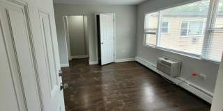 1323 West Sherwin Gallery 1