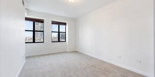 451 W Huron Street Gallery 14