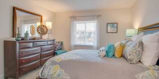 Nob Hill Apartments Gallery 10
