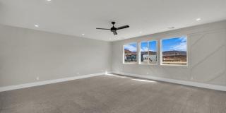 Custom 6 Bedroom Home in Great Location. Gallery 26
