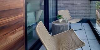 LIA by Vermella Gallery 34