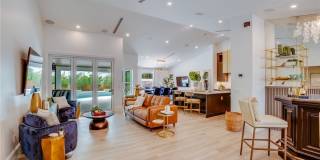 700 Holly Road Gallery 3