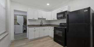 907 BELMONT Avenue Gallery 2