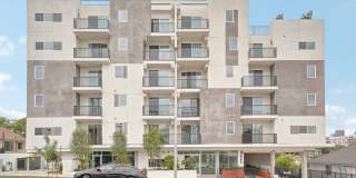 1350 W Court Gallery 17