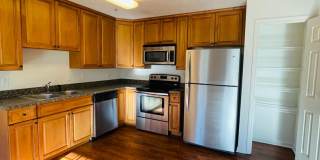 One Bedroom Garden Apartment Gallery 4
