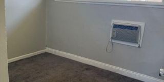 4340 Buchanan Street Gallery 7