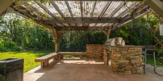 Uptown Lake Oswego Gallery 63