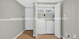 Fully Renovated 2BR/1BA Home for Rent Gallery 11