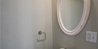 320 12th Street Gallery 17