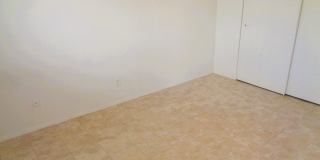 Adorable Single Level Eastside Duplex With Evaporative Air Located In Quiet Neighborhood Gallery 13
