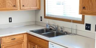 2 Bed Apple Valley Townhome Available NOW! Gallery 23