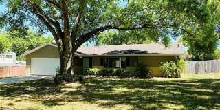 391 FLORAL DRIVE Gallery 1