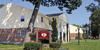 Saratoga Garden Apartments Gallery 12