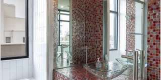 401 W Watson Street Gallery 19