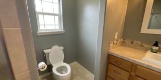 5 bedroom home with attached 3 car garage in Winchester Gallery 35