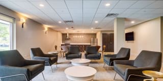 The Glen View Gallery 23