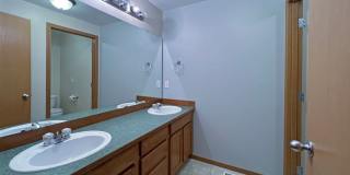 Price Drop!-Exceptional 2200 sq ft Three Bedroom 2 Bath Rambler in Fed Way - with A/C Gallery 24