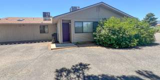 TRIPLEX APARTMENT- COTTONWOOD - VERDE VILLAGE Gallery 1