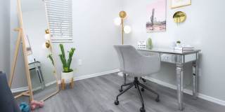 Riverbend Apartments Gallery 16