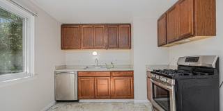 4 Burlingame Court Gallery 8