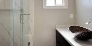 2071 Seacliff Gallery 17