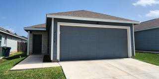 Charming 2-Bed, 2-Bath Home in Thea Meadows Gallery 1