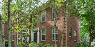 Newly Renovated 2-Bedroom Townhome in the Heart of Green Hills Gallery 3