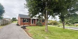 Detached ranch style home in Broadway, VA Gallery 1