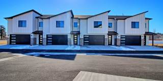 681 28 Road Unit #2 - 1 Gallery 1